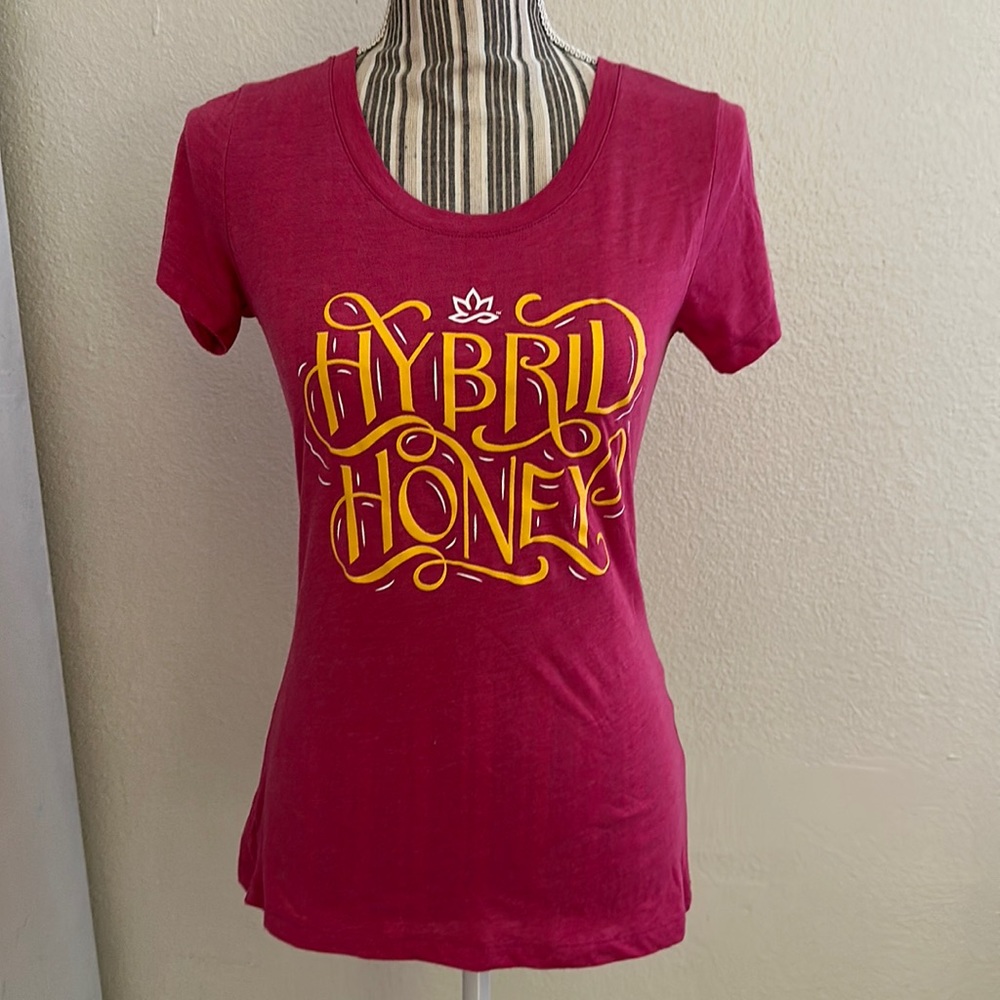 Pink short sleeve T-shirt